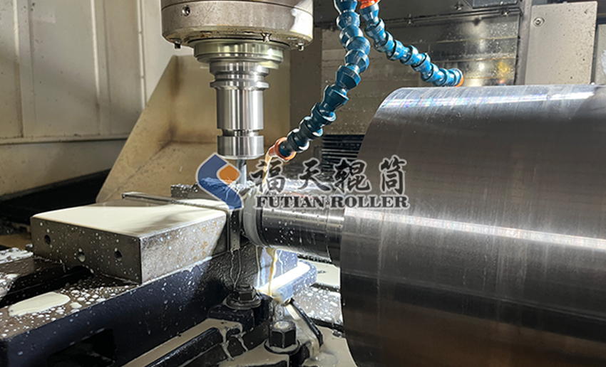 輥筒數(shù)控加工的特點(diǎn)