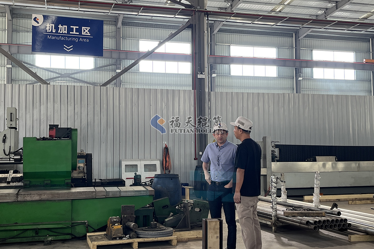 歡迎印刷行業(yè)客戶到訪福天輥筒