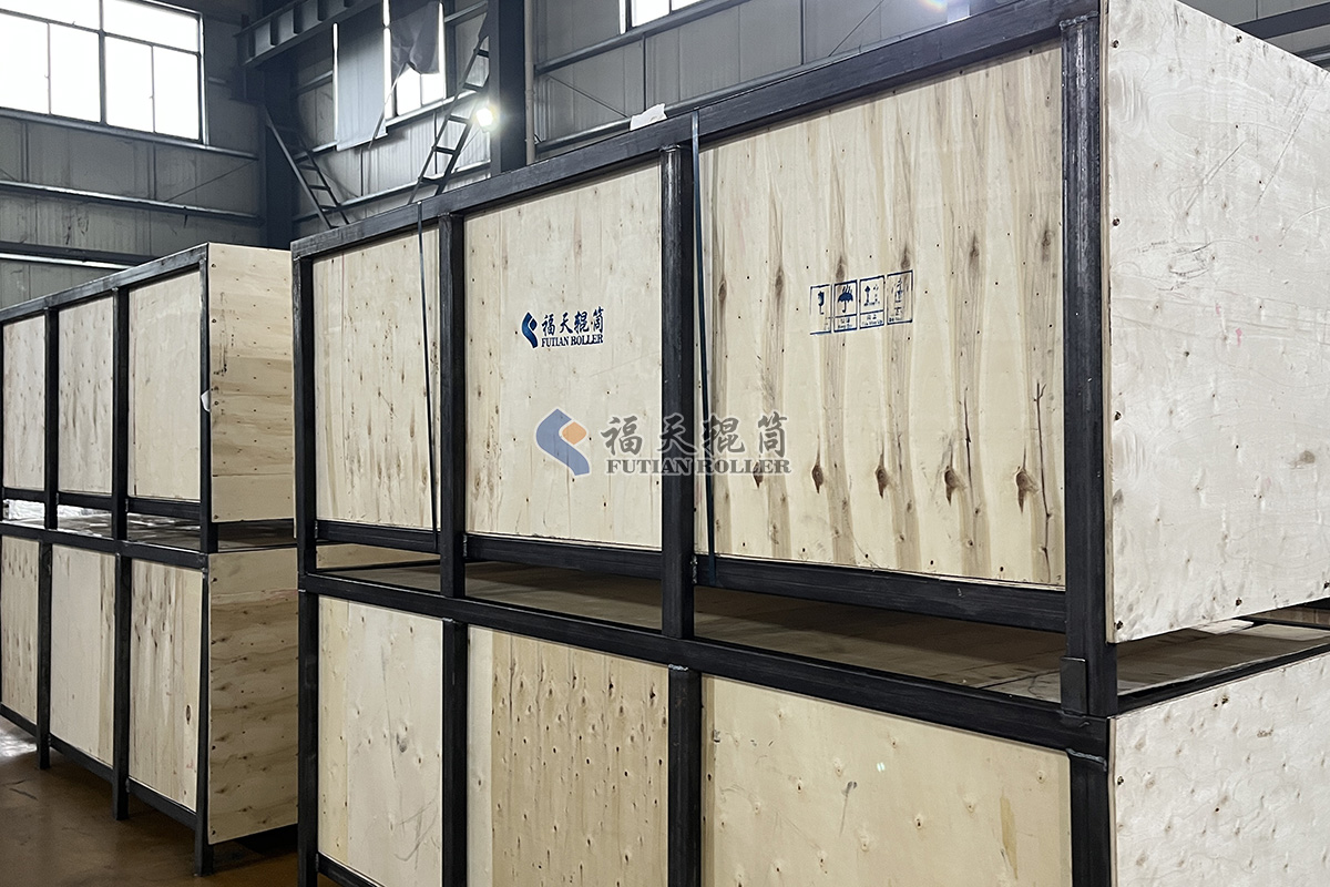 福天輥筒對(duì)包裝機(jī)械公司出貨一個(gè)集裝箱1.jpg